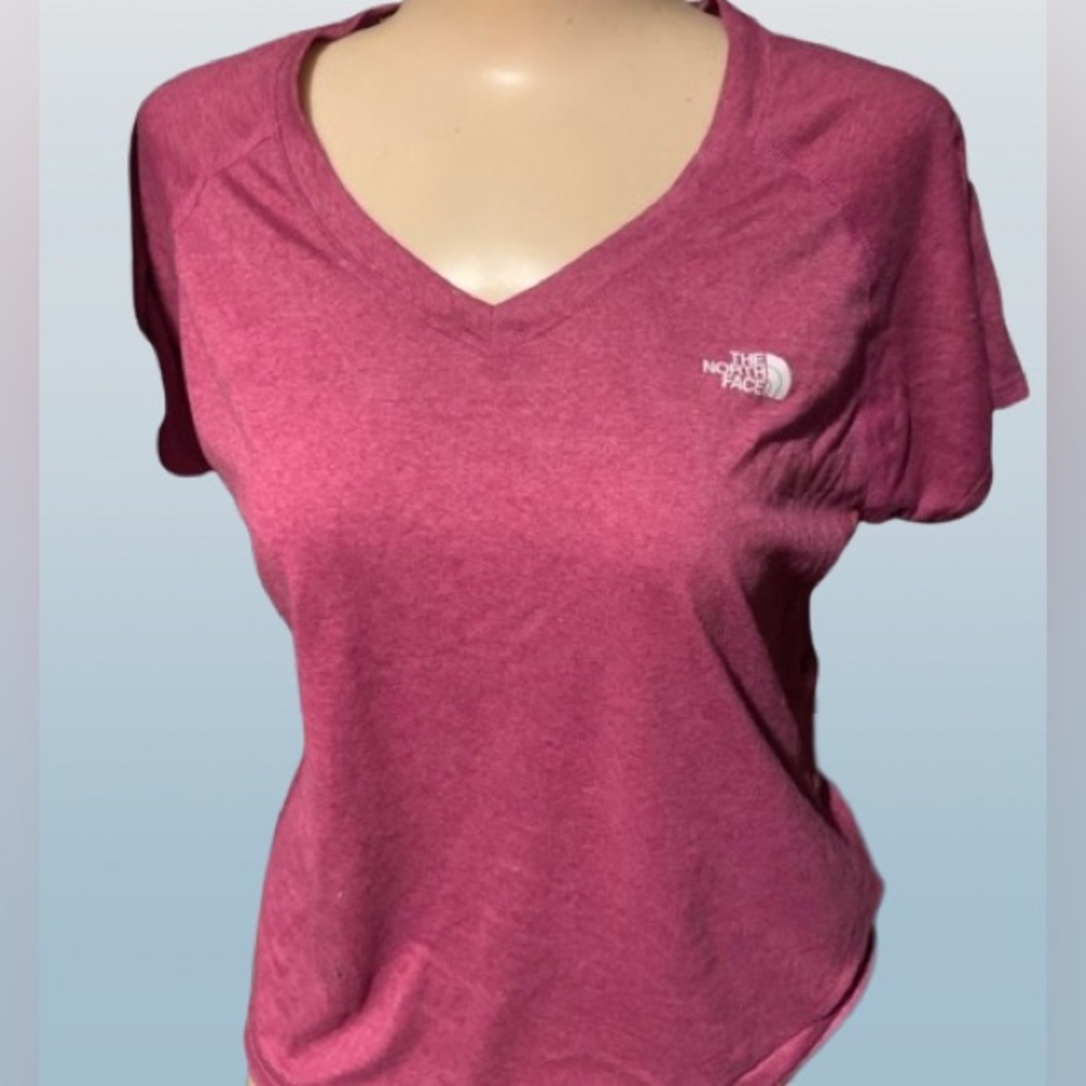North face pink v neck tee